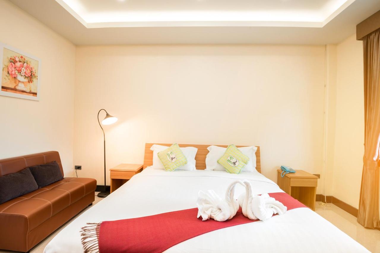 Au Place Hotel Loei Extérieur photo