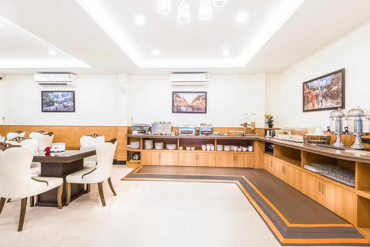 Au Place Hotel Loei Extérieur photo
