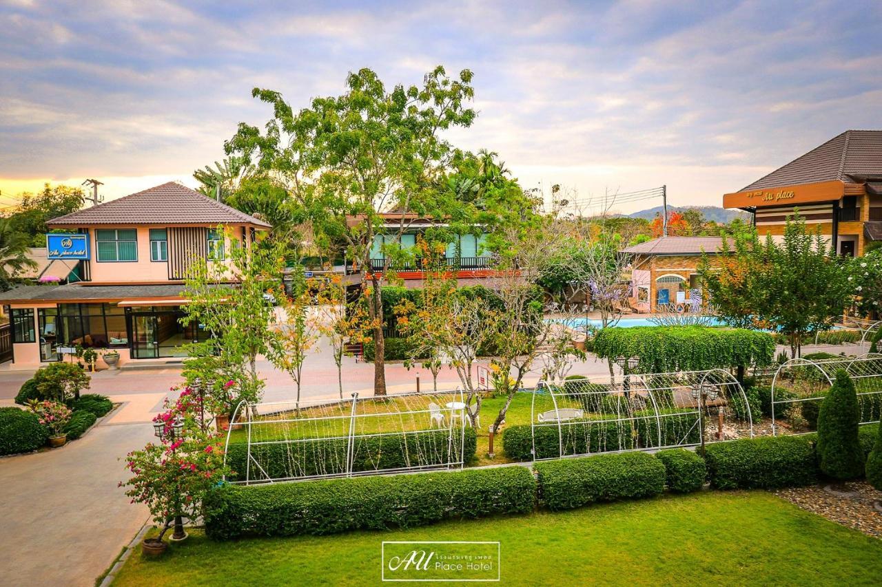 Au Place Hotel Loei Extérieur photo