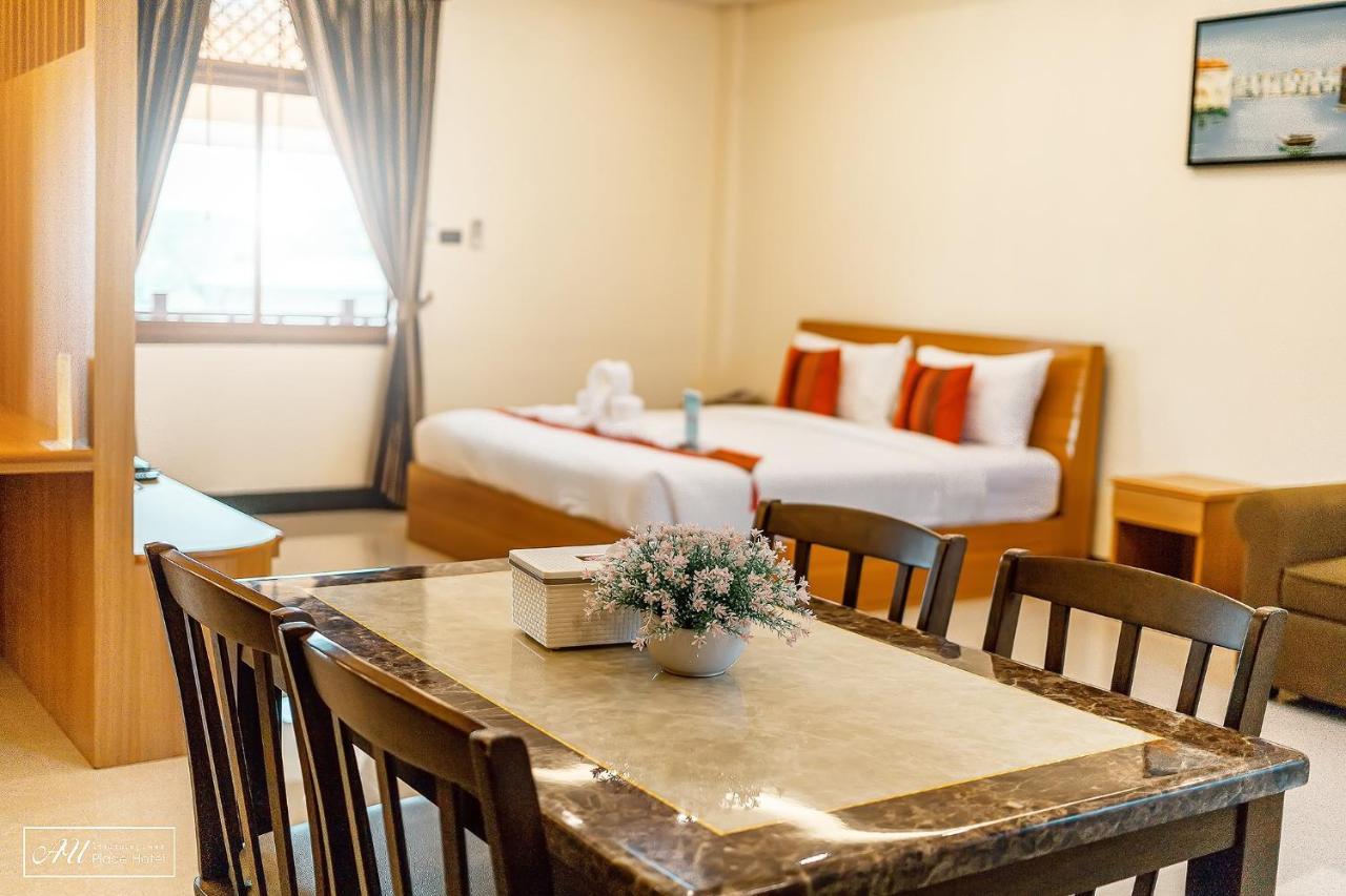 Au Place Hotel Loei Extérieur photo