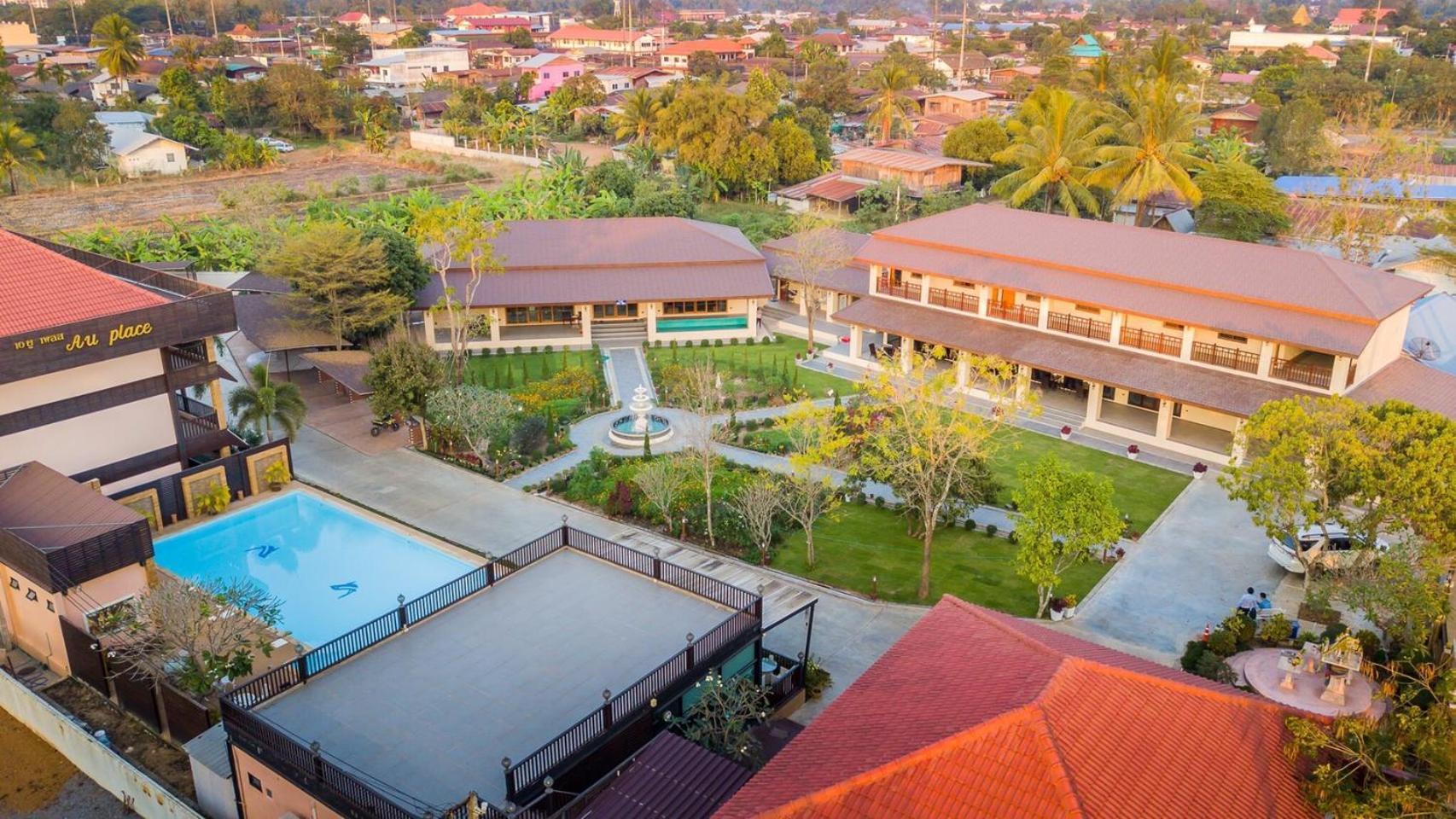Au Place Hotel Loei Extérieur photo