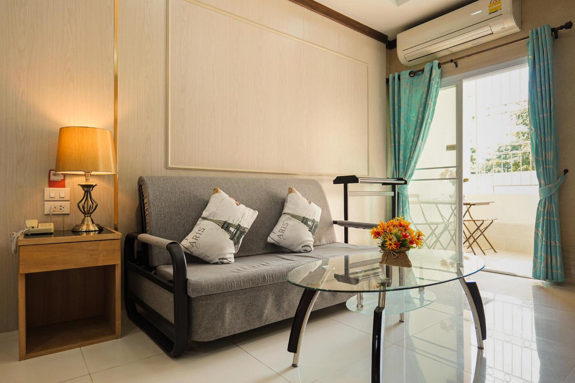 Au Place Hotel Loei Extérieur photo